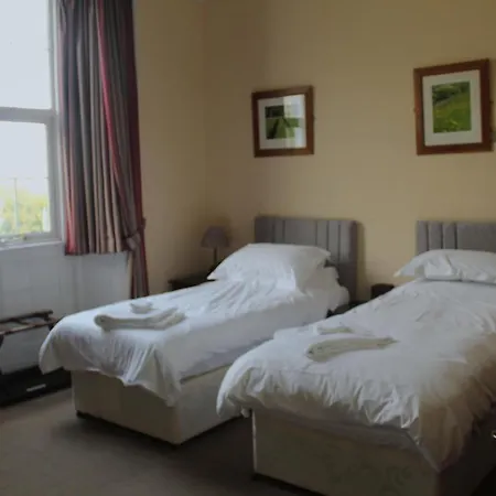 The Buck ホテル リース