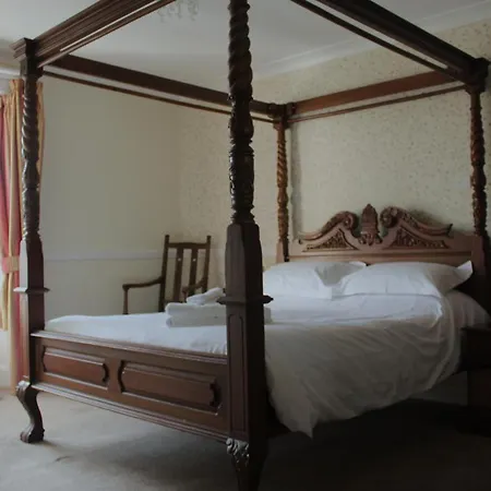 The Buck Hotel