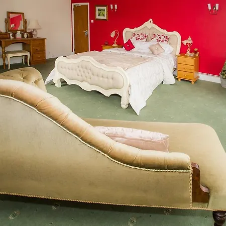 The Buck 호텔 리스